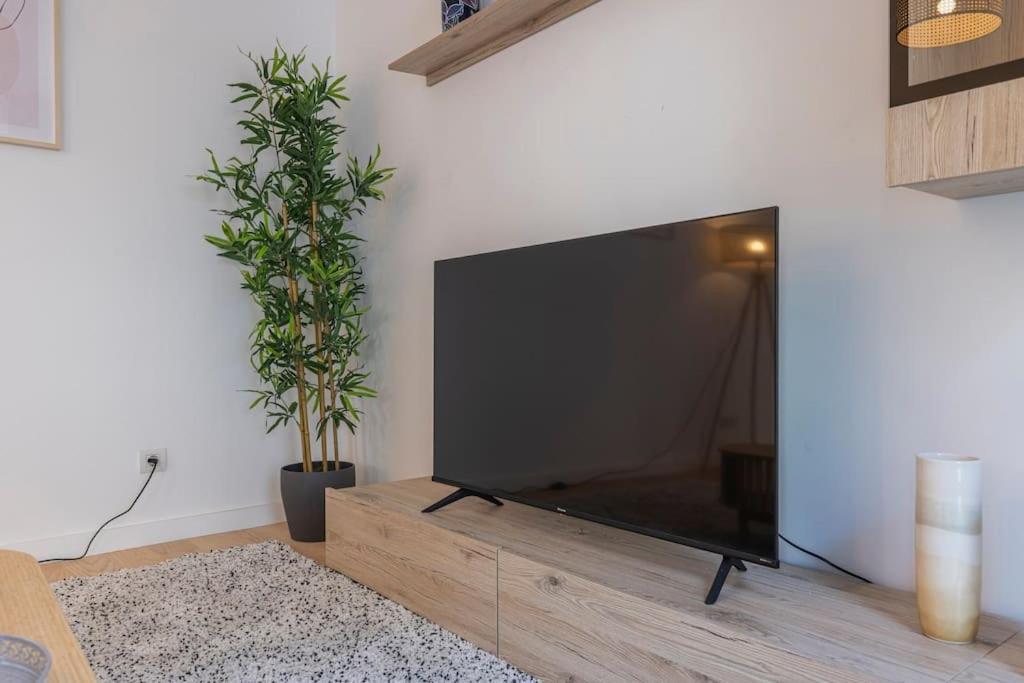 Campolide Lovely 2 Bedroom By Innkeeper Lisbon Luaran gambar