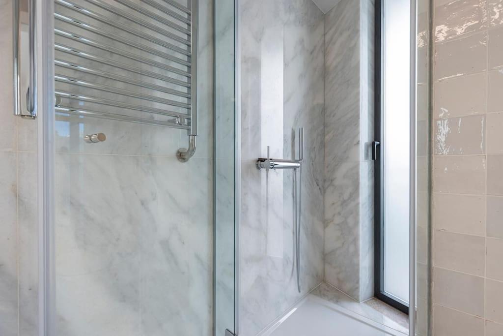 Campolide Lovely 2 Bedroom By Innkeeper Lisbon Luaran gambar